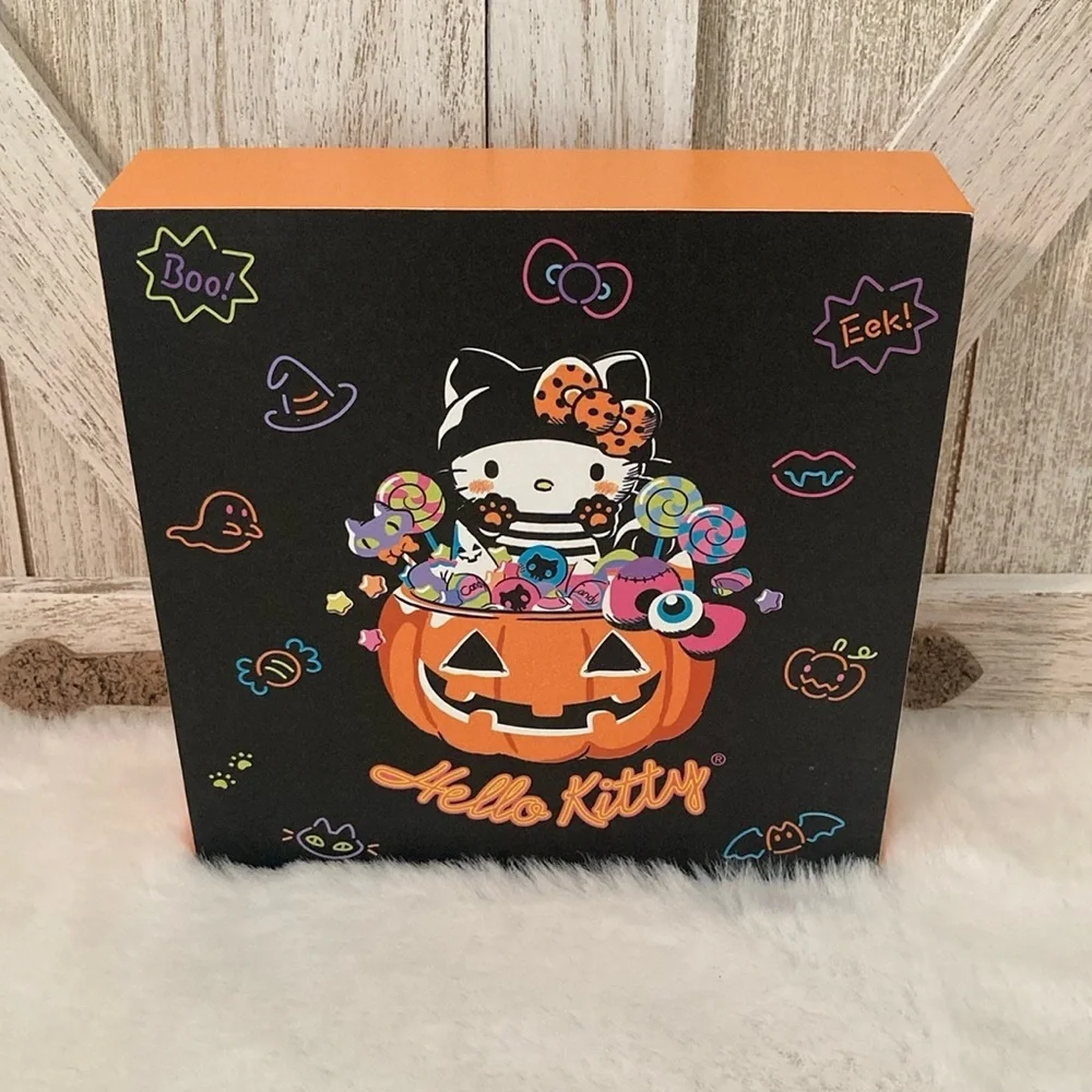 Hello Kitty 2023 Halloween Tabletop or Wall Hanging Sign